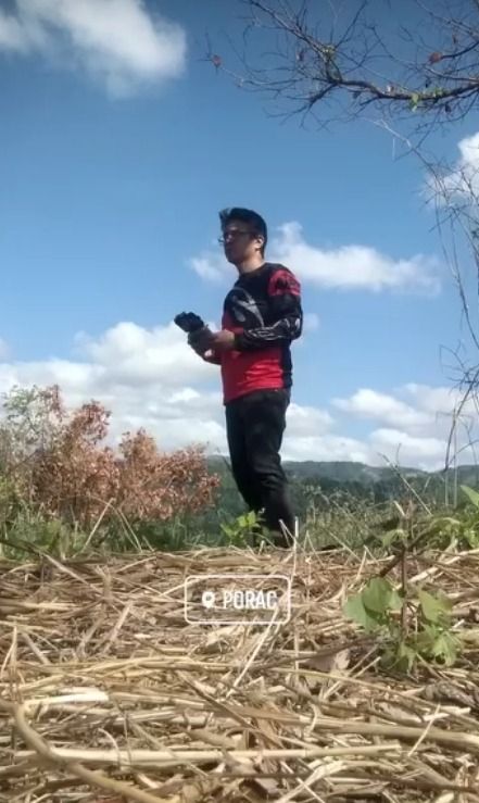 Drone Operator for Hire (Category: Drones) located in Paranaque City. Submitted by larzbolor (Listing ID 1414827488, Image 2). Description: Drone operator for hire (CAAP Licensed ) Drone: DJI Air 2S Services: - Aerial Photography and Videography - Aerial Mapping Rate starts at 2,500 in Parañaque and Las Piñas areas. For more info, you can also visit my fb page: LanceBox Aerial.