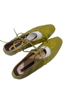 (Kategori: ) berada di . Dikirim oleh declutterbyl_ (ID iklan 1414914116, Gambar 1). Deskripsi: .