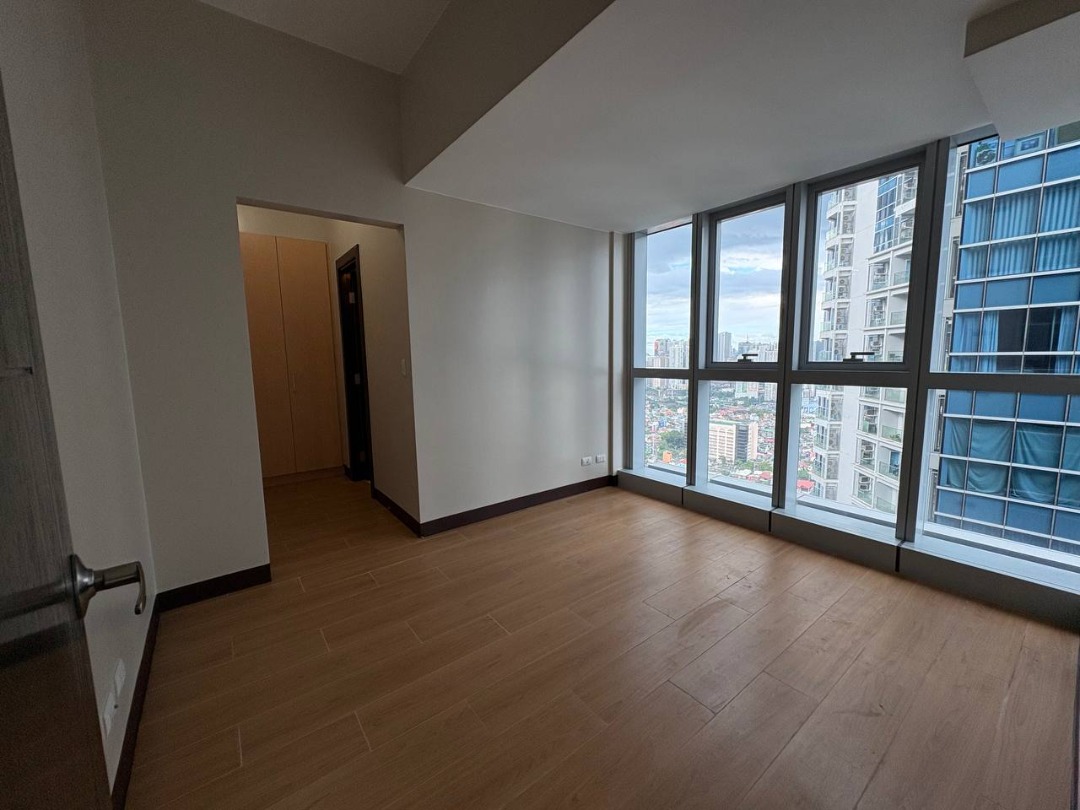 (Category: ) located in . Submitted by rfocondo.megaworld (Listing ID 1415005042, Image 1). Description: .