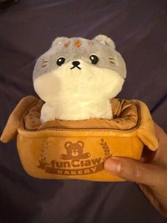 (Category: ) located in . Submitted by cheng2219 (Listing ID 1415004304, Image 1). Description: .