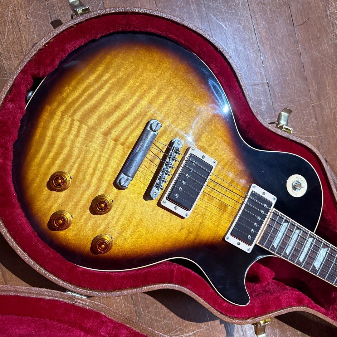 Gibson Les Paul Traditional 2019 (Category: Musical Instruments) located in Quezon City. Submitted by yard_bargains (Listing ID 1415001831, Image 3). Description: Selling my Gibson Les Paul Traditional (2019) in Tobacco Burst. Made in the USA. Bought this with the intention of using it for recording and gigs, but honestly never reached that stage. It spent most of its time stored properly and occasionally taken out rather than being actively play