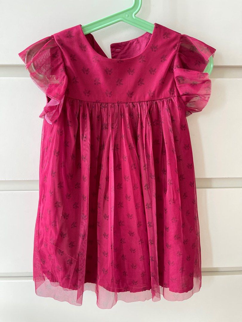 Girls Red dress (Category: Babies & Kids Fashion) located in Quezon City. Submitted by basicsandessentials (Listing ID 1414863932, Image 1). Description: Mothercare - Size: 18-24 months (up to 92cm) - Made in India Measurement (flat): Chest 13 inches Length 21 inches Shoulder 9 inches MOP:Bank transfer/ GCASH .