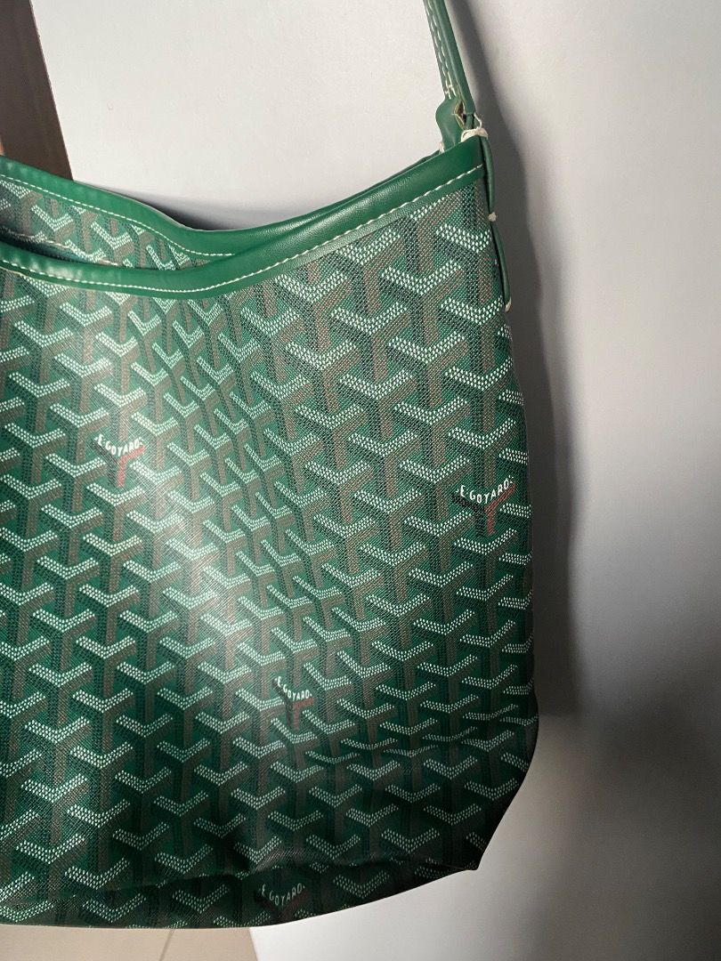 Goyard Boheme Hobo bag (Category: Luxury Bags & Wallets) located in Quezon City. Submitted by jmgordona (Listing ID 1414150679, Image 3). Description: Goyard Boheme Hobo bag in green Goyardine canvas with palladium hardware. It features a green leather shoulder strap and trim. The top zipper opens to a natural canvas interior Rarely used Its handle needs stitching on the side Loc: KATIPUNAN QUEZON CITY.