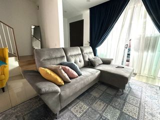 (Category: ) located in . Submitted by arniiiii (Listing ID 1414832749, Image 1). Description: .