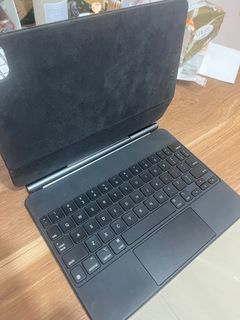 Exquisite Keyboard iPad Magic Keyboard