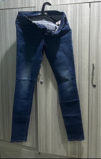 (Category: ) located in . Submitted by ain.mohamed (Listing ID 1414961672, Image 1). Description: .