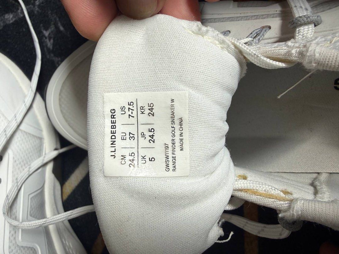 .LINDEBERG RANGE FINDER GOLF SNEAKER WOMEN (Category: Golf) located in Manila. Submitted by angelanne17 (Listing ID 1414934097, Image 3). Description: .LINDEBERG RANGE FINDER GOLF SNEAKER WOMEN Slightly used no box code: GWSW11197 CM 24.5 EU 37 USA 7-7.5 UK 5 JP 24.5 KR 245.