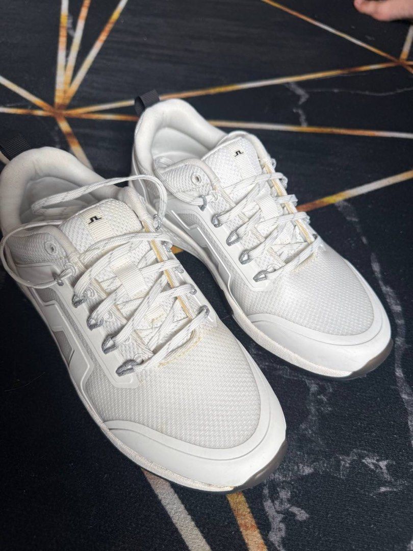 .LINDEBERG RANGE FINDER GOLF SNEAKER WOMEN (Category: Golf) located in Manila. Submitted by angelanne17 (Listing ID 1414934097, Image 1). Description: .LINDEBERG RANGE FINDER GOLF SNEAKER WOMEN Slightly used no box code: GWSW11197 CM 24.5 EU 37 USA 7-7.5 UK 5 JP 24.5 KR 245.