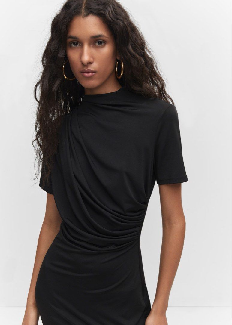 Mango Knitted Dress with Drape Detail (Category: Dresses) located in Caloocan City. Submitted by kriyel (Listing ID 1414982034, Image 2). Description: .