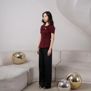 (Kategori: ) berada di . Dikirim oleh laqueshop (ID iklan 1414839418, Gambar 1). Deskripsi: .