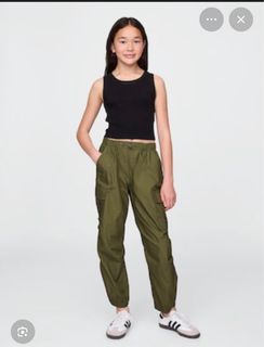 (Category: ) located in . Submitted by msshasha_wardrobe (Listing ID 1414950480, Image 1). Description: .