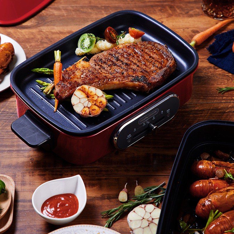 Morphy Richards Multi-Function Electric Grill (Category: BBQ, Grills & Hotpots) located in Singapore. Submitted by cftoday (Listing ID 1414834897, Image 3). Description: - Versatile electric grill - Adjustable temperature settings - Non-stick surface for easy cleaning - Suitable for grilling, roasting, and paella - Includes a lid - Great for entertaining, family gathering.