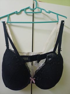 (Category: ) located in . Submitted by bella73 (Listing ID 1414831537, Image 1). Description: .
