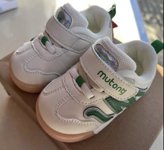 （分類：）位於 。 由 mukmukc 提交（商品編號 1414876815，圖片 1）。簡介： 。