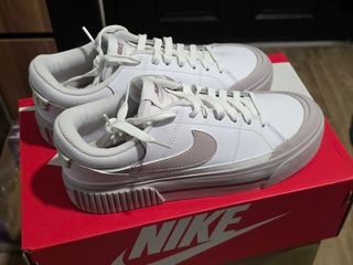 (Category: ) located in . Submitted by zondi (Listing ID 1414860784, Image 1). Description: .