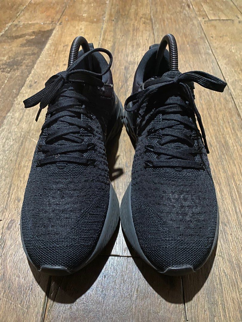 Nike React Infinity Run Flyknit 2 (Category: Sneakers) located in Bayombong. Submitted by fliptique (Listing ID 1414842281, Image 3). Description: Nike React Infinity Run Flyknit 2 Excellent Condition Original/Authentic Size : Us 8.0 Uk 7 EU 41 CM 26 BR 39.5 CN 260(2.5) Color Rate : 10 Issue : ❌❌❌ 2500 + sf Negotiable for sure buyers only Nueva Vizcaya Loc Hit a message if interested .