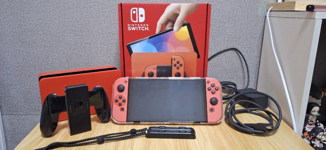 Nintendo Switch Oled (Mario Red Edition), Video Gaming, Video Games ...