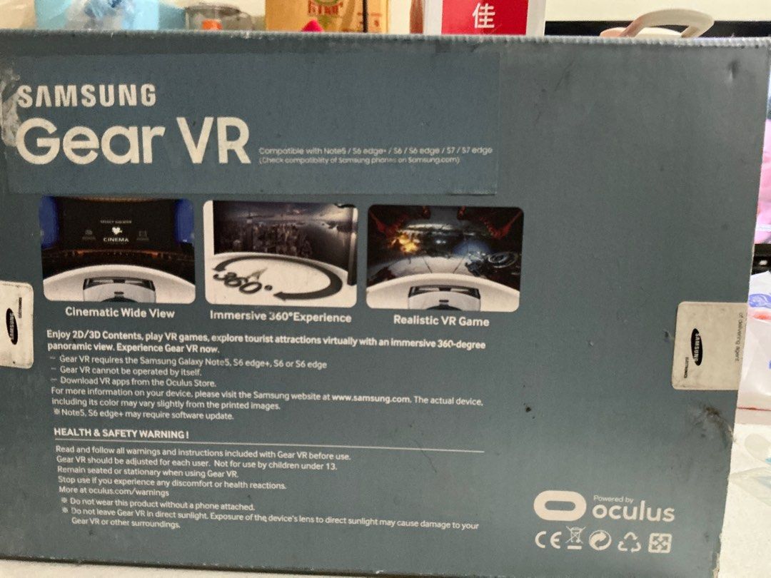 Original Samsung Gear VR (Category: Virtual Reality) located in Manila. Submitted by harbs05 (Listing ID 1414956672, Image 3). Description: - Compatible with: Note5 / S6 edge+ / S6 / S6 edge / S7 / S7 edge - Includes: Headset, straps, and box - Powered by Oculus.