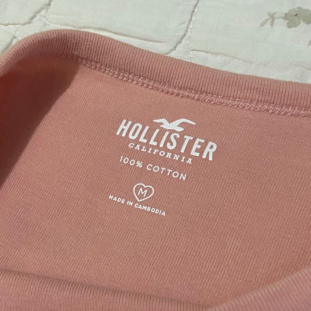 Pink Hollister Crop Top (Category: Shirts) located in General Tinio. Submitted by sick7 (Listing ID 1414989068, Image 2). Description: - only worn for fitting - brand new pa - ready to wear.