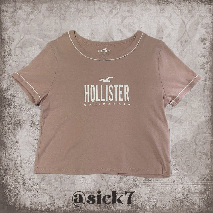 Pink Hollister Crop Top (Category: Shirts) located in General Tinio. Submitted by sick7 (Listing ID 1414989068, Image 1). Description: - only worn for fitting - brand new pa - ready to wear.