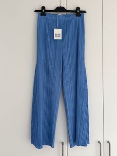 （分類：）位於 。 由 louio 提交（商品編號 1414904639，圖片 1）。簡介： 。