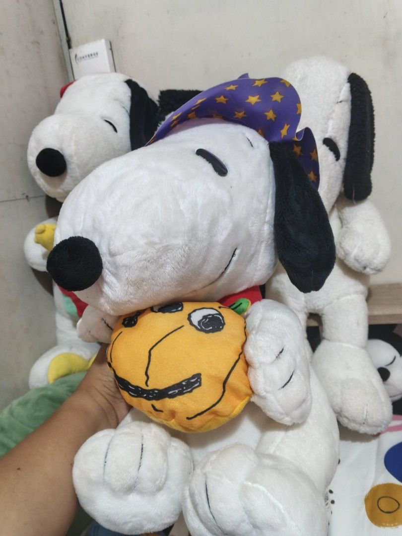 Snoopy Halloween Large with Tag (Category: Character Goods) located in Caloocan City. Submitted by dyubella (Listing ID 1414856830, Image 2). Description: 💸499 ONLY💸 Can ship Nationwide via JnT/Lalamove (buyer's expense) Loc: North Caloocan.