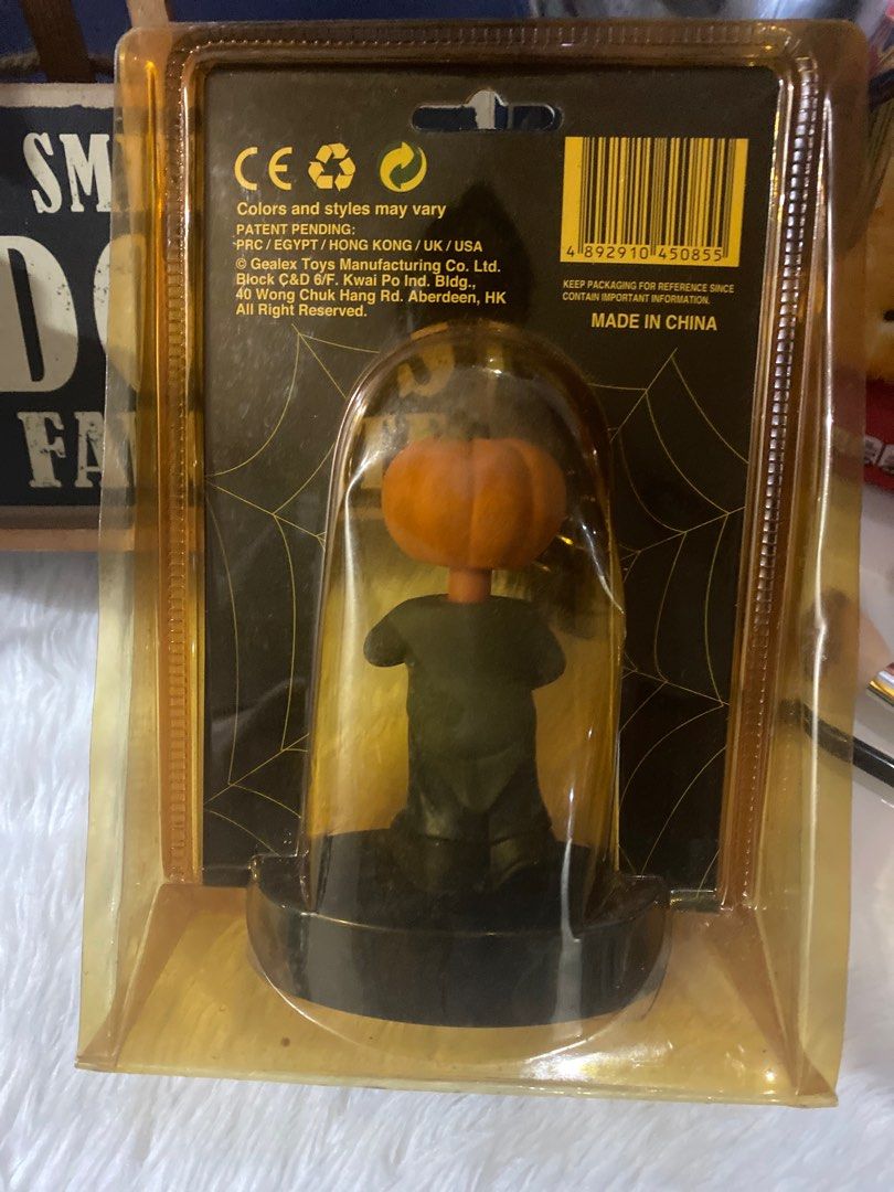 Halloween Bobbing Head (Category: Occasions & Party Supplies) located in Cavite. Submitted by cleanupsale20 (Listing ID 1415009590, Image 2). Description: - Halloween Bobbing Head Pumpkin Decoration - For Ages 3+ - Made in China.