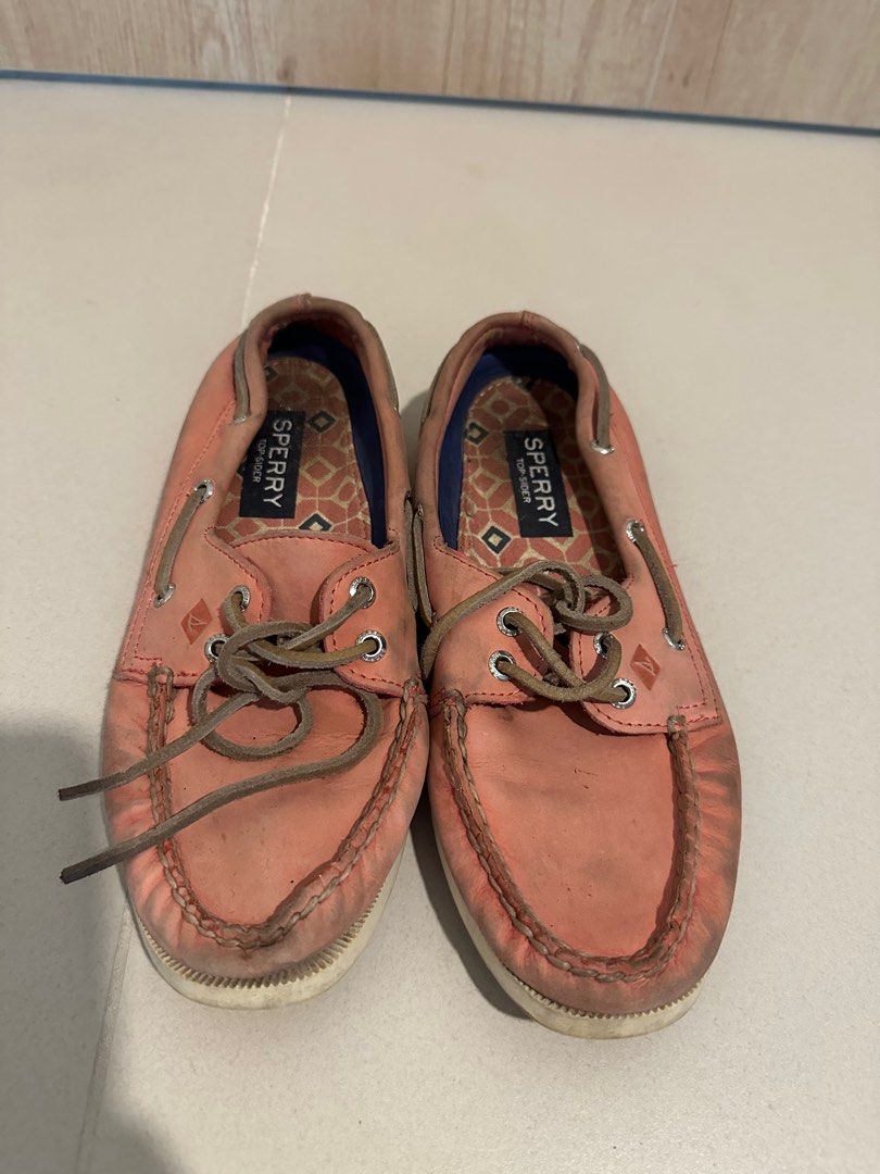 Take all 4 Sperry Boat Shoes (Category: Loafers) located in Mandaluyong City. Submitted by kacbriz (Listing ID 1414888111, Image 2). Description: - Collection of Sperry boat shoes - Includes wedge heels with nautical design - Classic boat shoes in brown, gray, and pink - All shoes feature Sperry logo and boat shoe details Take all ₱700 one pair ₱200.