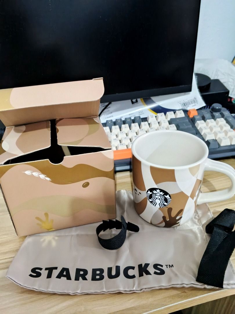 Starbucks Gift Set (Category: Beverages) located in Las Pinas. Submitted by mikko.gomez (Listing ID 1414954773, Image 3). Description: For sale 2026 starbucks collection Cold cup = 1500 Sandstone mug = 1500 Brand new unused Loc: Las Piñas area.