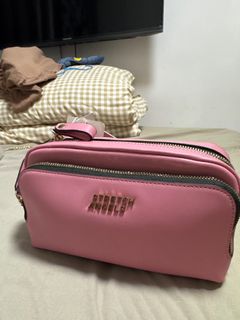 （分類：）位於 。 由 Jkyim 提交（商品編號 1414984762，圖片 1）。簡介： 。