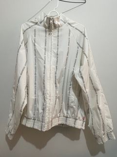 （分類：）位於 。 由 vibe716 提交（商品編號 1414863278，圖片 1）。簡介： 。