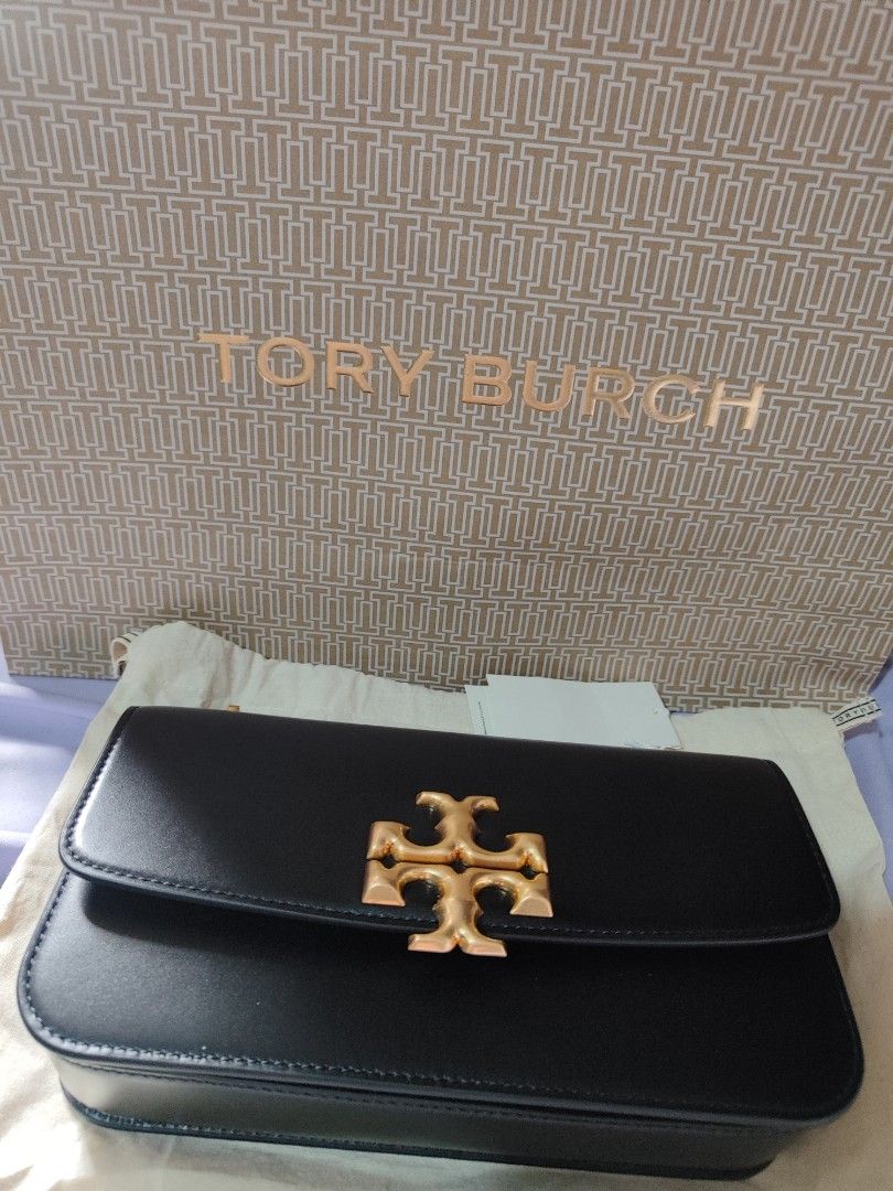 Tory Burch Eleanor Small Rectangular Bag (Category: Luxury Bags & Wallets) located in Pasay City. Submitted by greyy_00 (Listing ID 1414943171, Image 1). Description: with paperbag.
