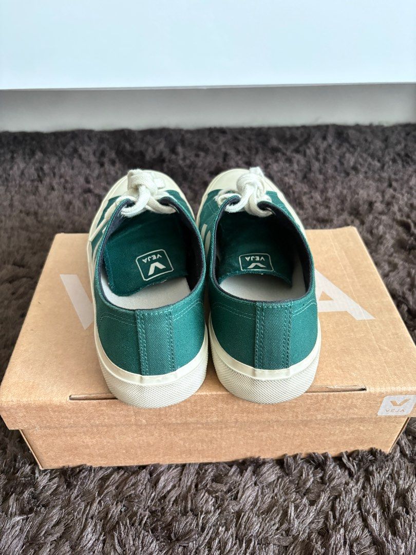 Veja Wata II Low Canvas Sneakers (Category: Sneakers) located in Taguig. Submitted by triz.ha (Listing ID 1414867454, Image 3). Description: - Veja Wata II Low Canvas sneakers - Color: Green - Features white toe cap and Veja logo - Size: EUR 38, UK 5, US 7, JP 24 - Includes original box - Needs a little bit of cleaning - RFS decluttering & barely wore it.