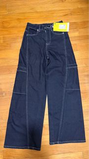 (Category: ) located in . Submitted by shopflx (Listing ID 1414995832, Image 1). Description: .