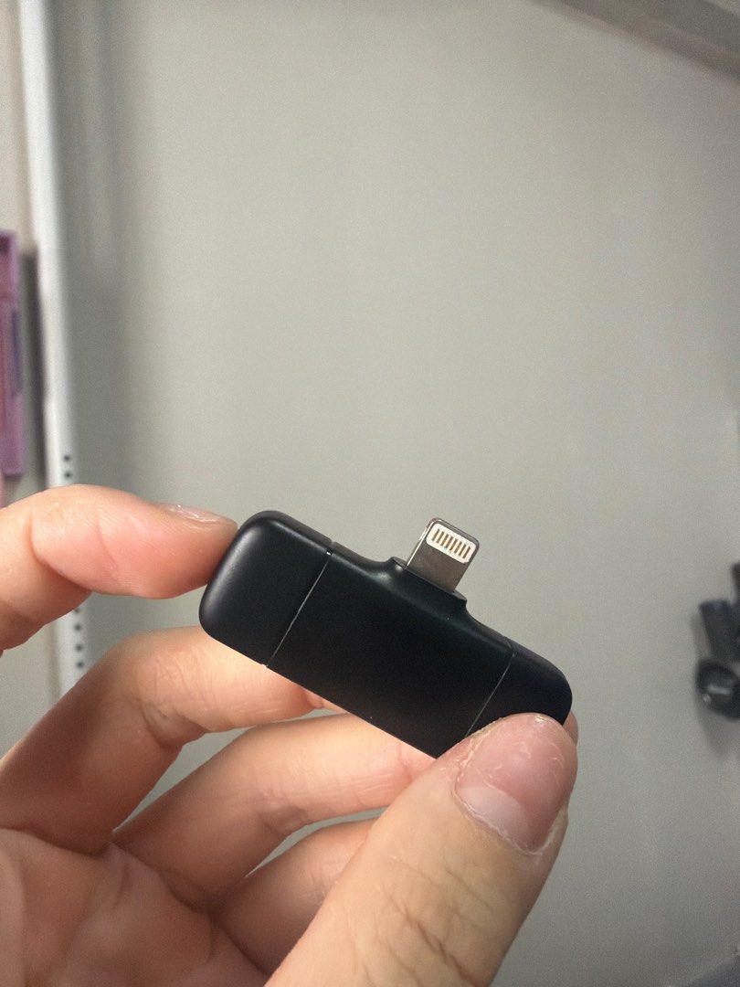 Wireless Microphone with Charging Case65076302752643112