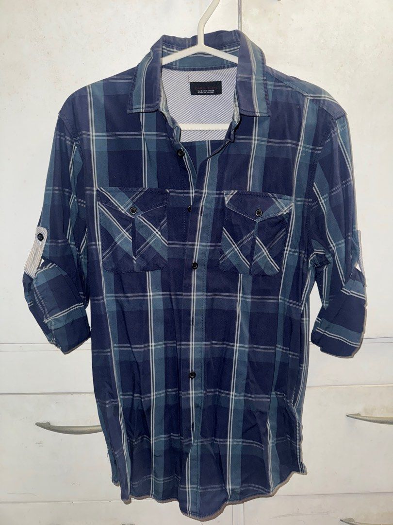 Zara Man Plaid Shirt (Category: Tshirts & Polo Shirts ) located in Manila. Submitted by stuffbyabby (Listing ID 1414976434, Image 3). Description: AVAILABLE AND LAST PRICE na. Low ballers will be ignored. If hindi afford, wag na mag inquire. Don’t waste time asking if available pa. It’s available as long as this post is not marked sold and interested buyers haven’t paid. RFS: Decluttering - Zara Man plaid shirt - Color: Blue and white - Size: S -