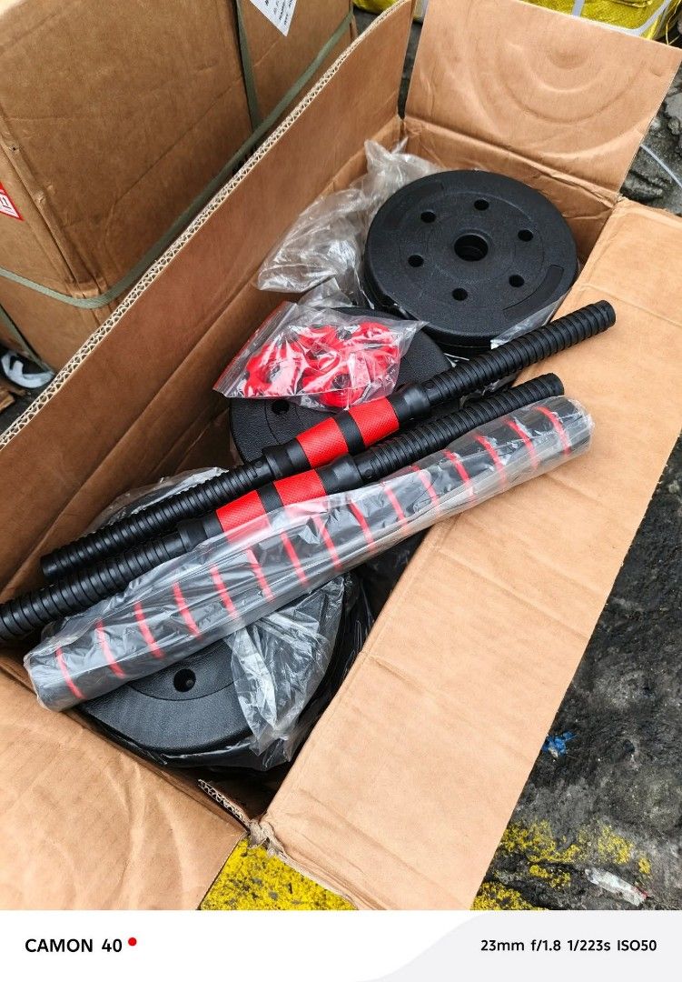 30kg dumbbell / barbell (Category: Weights & Dumbbells) located in Manila. Submitted by jashopp (Listing ID 1415121681, Image 2). Description: Indoor fitness equipment 30kg dumbbell barbell set 2in1 adjustable set. 👉 WITH FREE GLOVES 🧤 🧤 📍DIRECT BODEGA KAYA LESS PRICE 📍DISCOUNTED FOR BULK ORDER'S 💸Mop: COD, GCASH 🛵SAME DAY DELIVER + SF sa malayo 📨PM FOR ORDER.