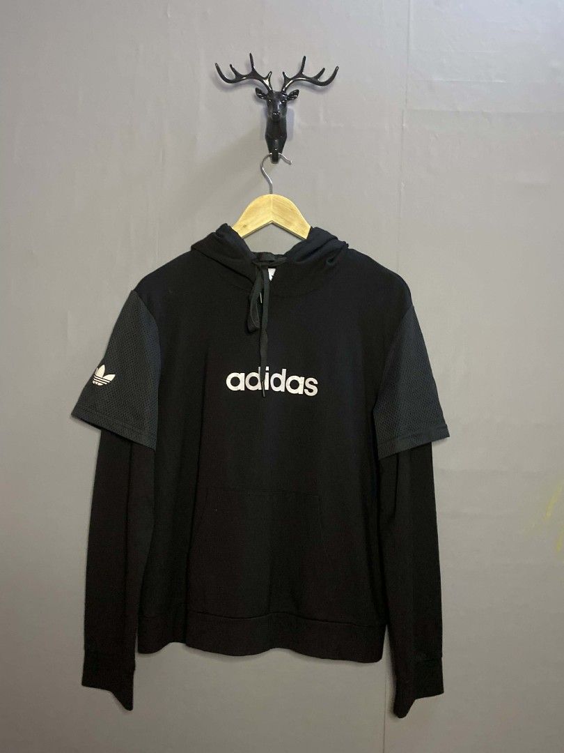 ADIDAS HOODIE JERSEY SLEEVE (Category: Coats, Jackets and Outerwear) located in Pasay City. Submitted by copscene88 (Listing ID 1415212384, Image 1). Description: SIZE: MEDIUM DIMES: 26L 21W ISSUE: MINIMAL CRACK PRINT.
