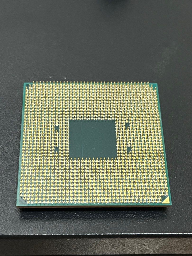 AMD Ryzen 5 3600 CPU with Stock Cooler65561372983809111