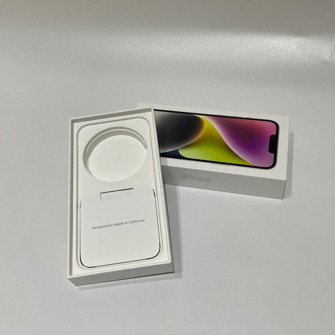 Apple iPhone 14 (Box Only) (Category: iPhone 14 Series) located in Cavite. Submitted by kyukyuchan (Listing ID 1415059602, Image 2). Description: ✨50+ LISTINGS ON MY PROFILE✨ (SOME ITEMS ARE FROM BALIKBAYAN BOX, THUS, PACKAGINGS MIGHT BE REMOVED) Inclusions: - Box - Paper contents of the box Notes: - What You See Is What You Get - No flaws. 🚫WE WILL NOT BE LIABLE FOR ANY DAMAGES THE COURIER HAS MADE, AS WE MADE SURE THAT ITEMS ARE WELL-PACKED BE