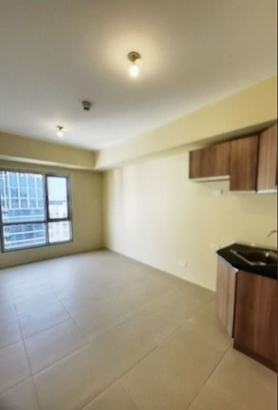 AVIDA ASTEN MAKATI STUDIO RUSH FOR SALE!! (Category: Bathroom & Kitchen Fixtures) located in Makati City. Submitted by safephoenix.d417b5 (Listing ID 1415057147, Image 1). Description: RUSH SALE Building: Avida Asten Tower: 2 Property Code: 08659 Location: Makati Floor Area: 22.3SQM Unit Type: Studio unit Title: Clean Title Price: 2.70M including CGT.