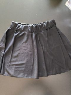 (Category: ) located in . Submitted by red1wardrobe (Listing ID 1415065324, Image 1). Description: .