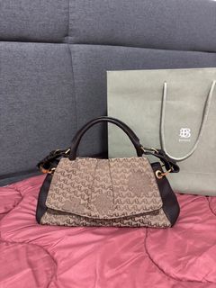 (Category: ) located in . Submitted by cik_arihd (Listing ID 1415119144, Image 1). Description: .