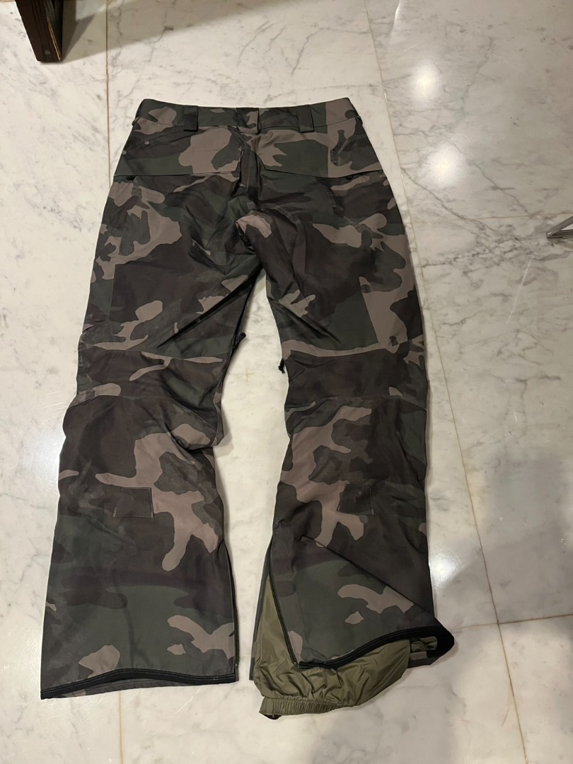 BURTON [ak] 迷彩GORE-TEX 滑雪雪褲男S號, 他的時尚, 休閒運動服飾在