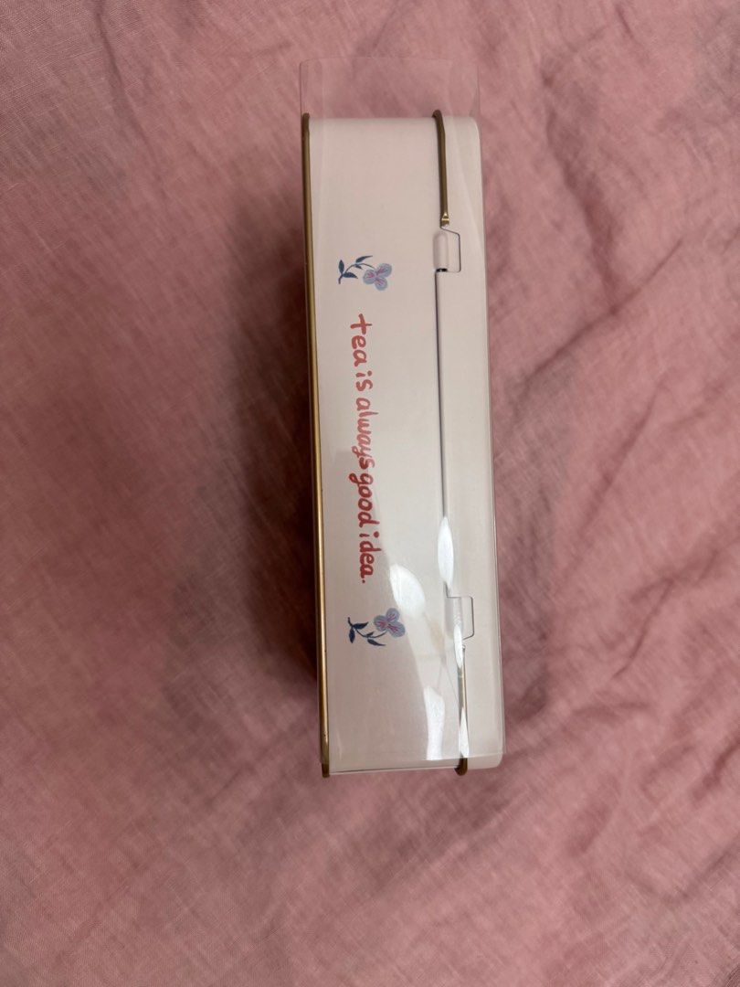Carel Capek Tin Box - 2025 Edition (Category: Storage Boxes & Baskets) located in Caloocan City. Submitted by luckycharmangel (Listing ID 1415061928, Image 3). Description: Carel Capek Tin Box - 2025 Edition With protective sleeve No scratches ₱500 MOP: Gcash, BPI.