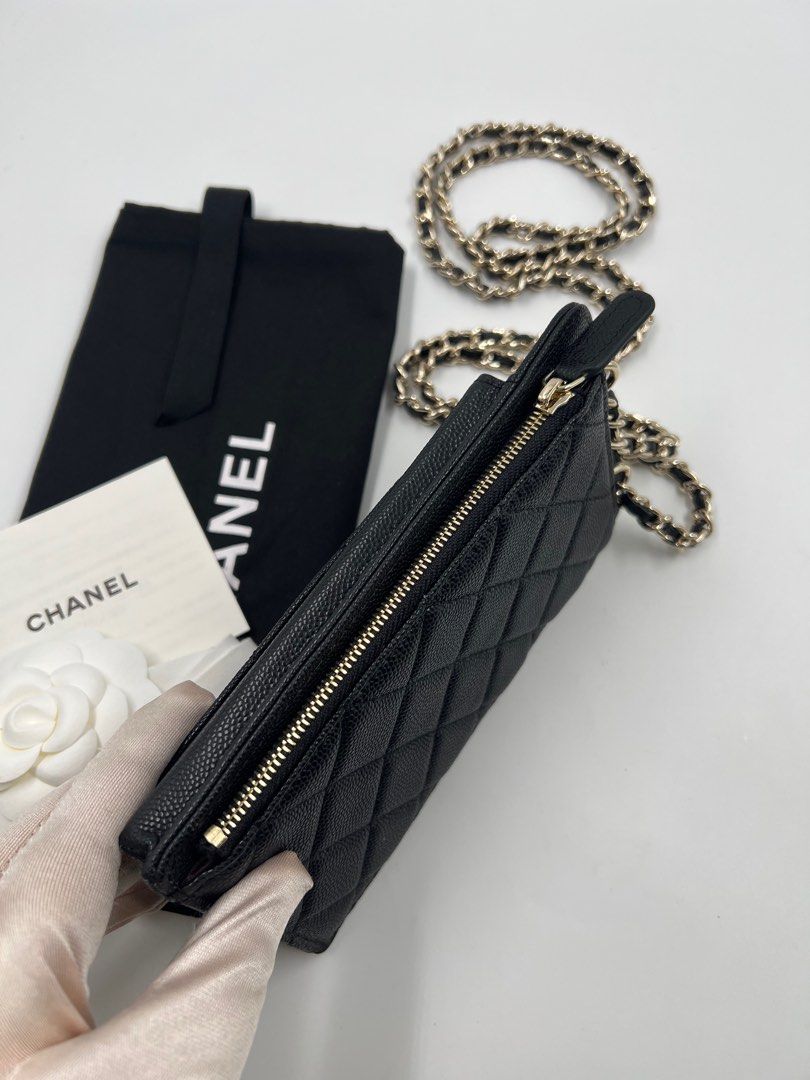 ⚜️Chanel Card / Phone holder (Category: Luxury Bags & Wallets) located in Makati City. Submitted by 90sangel (Listing ID 1415116106, Image 3). Description: •Item: Rare Chanel card/phone holder ⚜️🖤 — Crossbody Bag quilted caviar •Size: Small •Condition: Pristine! Giftable. *Made for everyday use, it has multiple slots 🪪💳for you to neatly arrange your daily necessities. ⚜️🤍 *Very hard to find. 🤍.