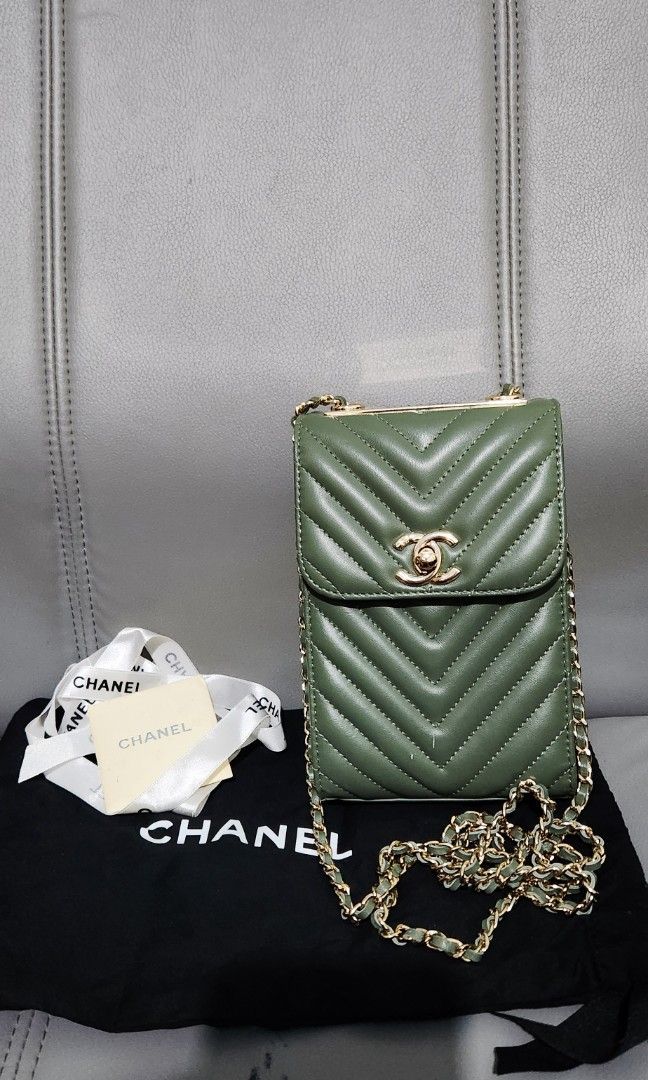Chanel Chevron Phone Bag (Category: Luxury Bags & Wallets) located in Mabini. Submitted by wearandcarry (Listing ID 1409214505, Image 2). Description: -preloved from japan -authentic declared not guaranteed -with dust bag - with sticker.