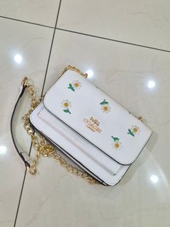 (Kategori: ) berada di . Dikirim oleh lovelica (ID iklan 1415122018, Gambar 1). Deskripsi: .