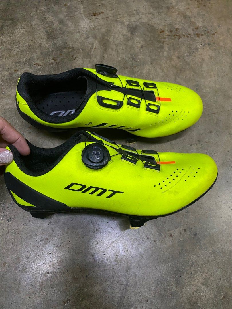 DMT D5 Road Cycling Shoes (Category: Bicycles) located in Pasig City. Submitted by bootsoftravel_ph (Listing ID 1415071712, Image 1). Description: DMT D5 Road Cycling Shoes used - Good as new FOR SALE No box Issue: no issue Pasig location Price ₱ 2,500 only size: 38 Guaranteed 100% Legit 💯 We ship nationwide 🚚.