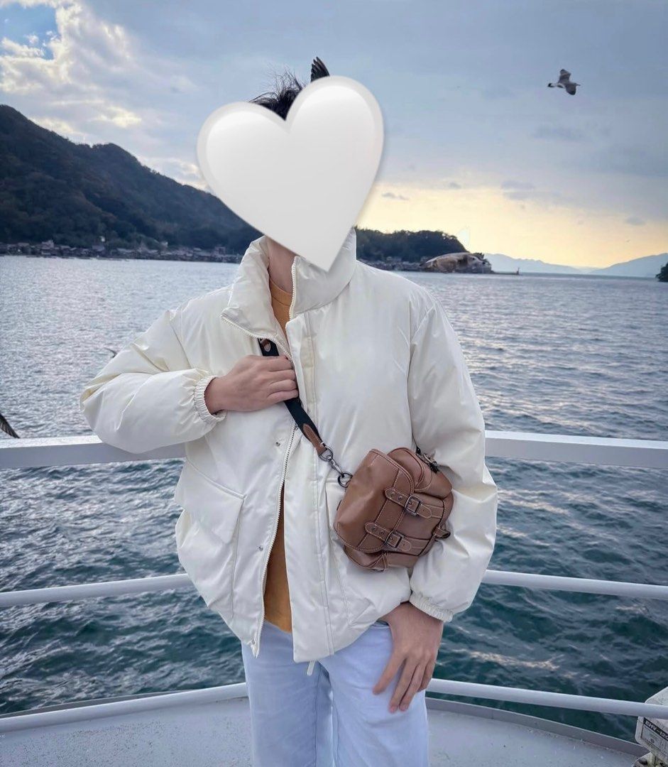 For Rent: GU Off White Men’s Puffer Jacket (Category: Coats, Jackets and Outerwear) located in Caloocan City. Submitted by j.declutter (Listing ID 1415108659, Image 3). Description: Security deposit required. SRP is around ₱2500..
